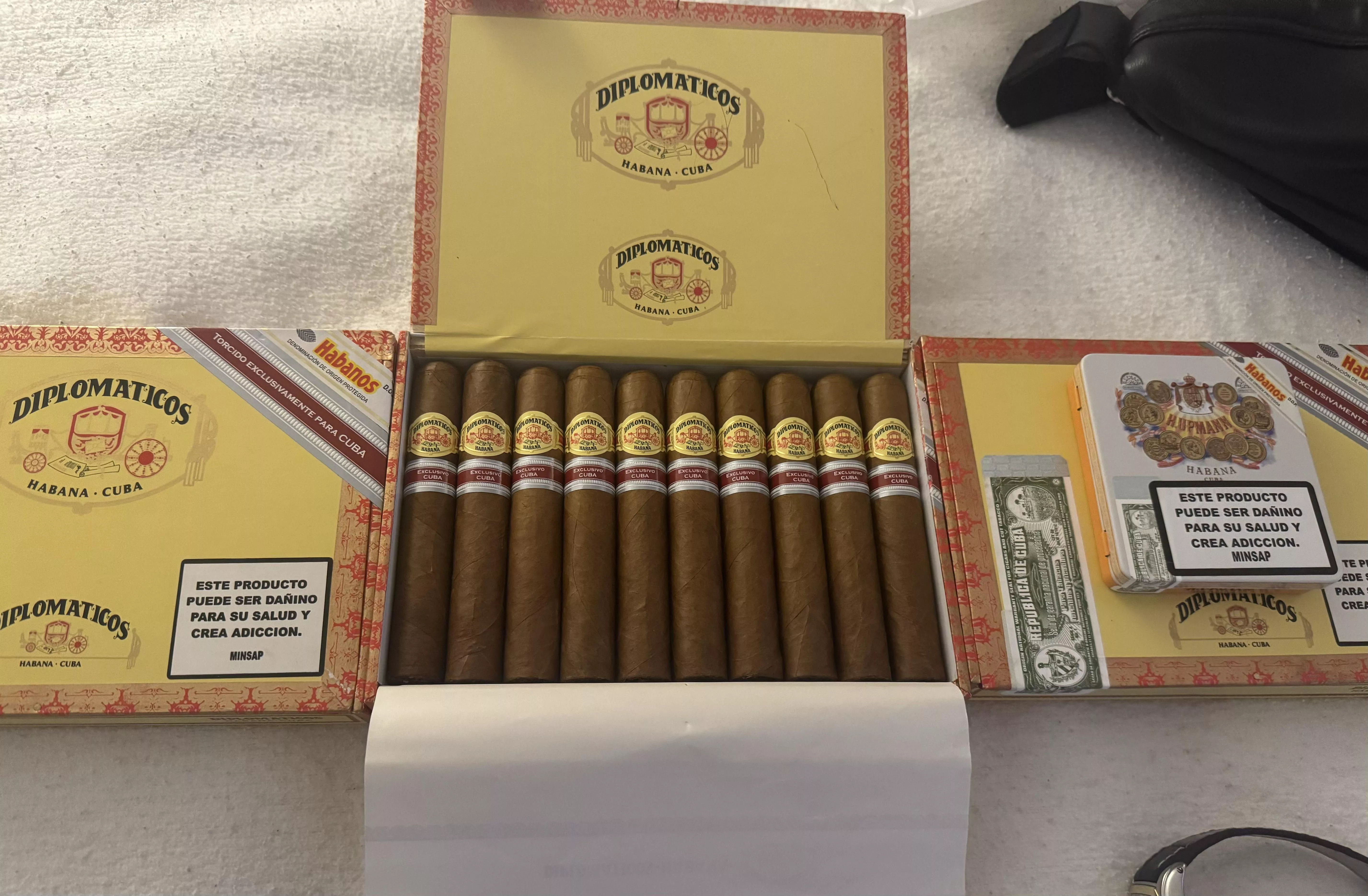 took everything that was in Varadero posted by Nikolai2882