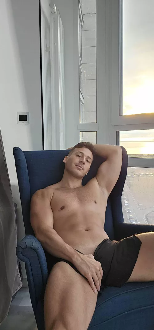 Who likes a big chest? by kimberlyrda_