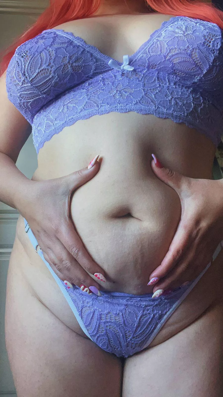 Will you kiss my belly button? 💋	  posted by chubbyhotgrl