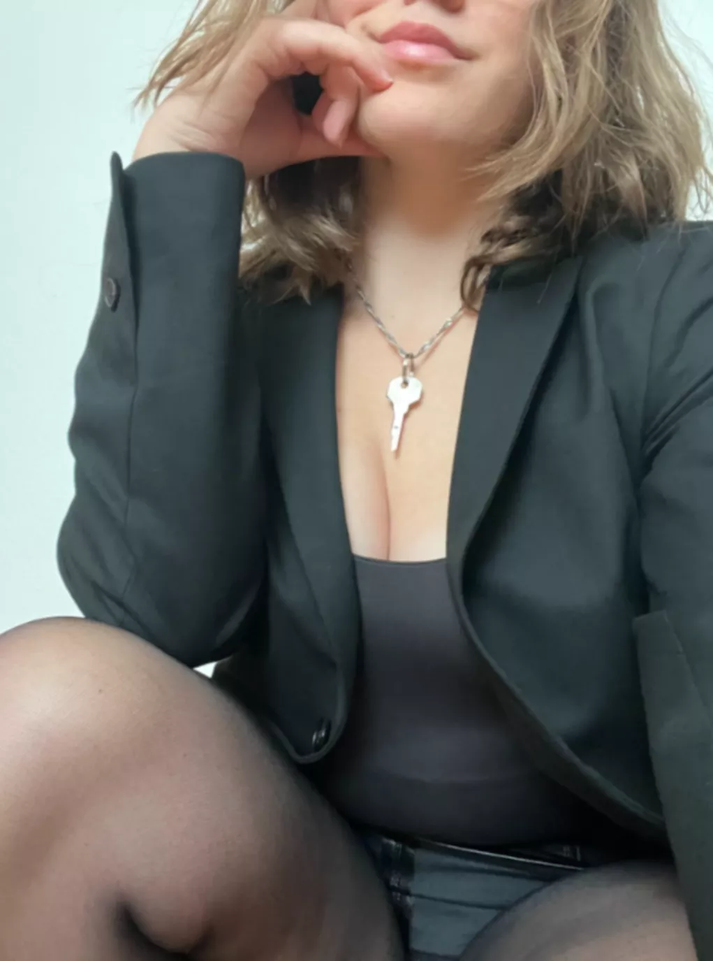 Would you still serve me knowing you’ll be locked, cucked, and humiliated? posted by evelynequeen