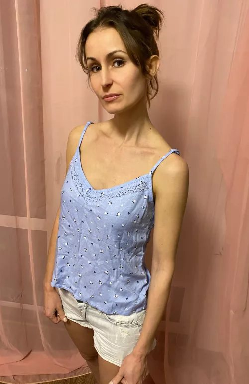 You need to love me and everything will be fine with you. by Viki_soul