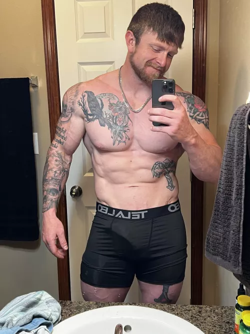 6 ft 217 pounds  by No-Seaworthiness-711