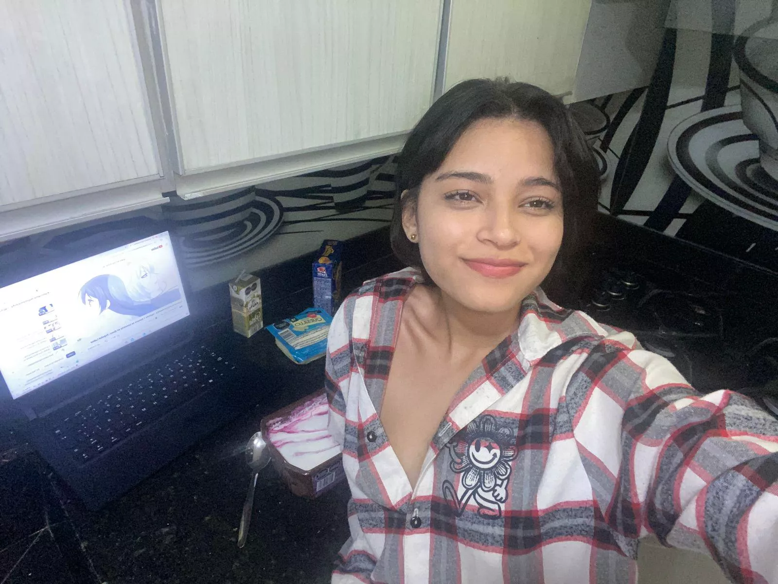 A little bit of mystery makes everything sexier. posted by salitobabyyy