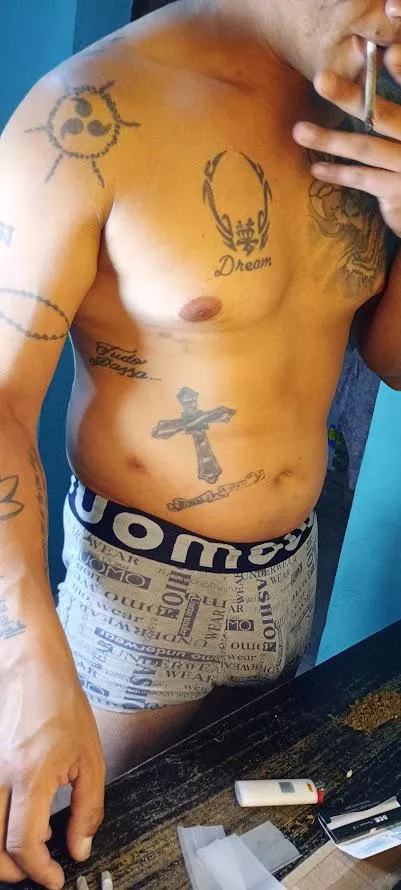 a little weed to finish the day posted by inkboyy50