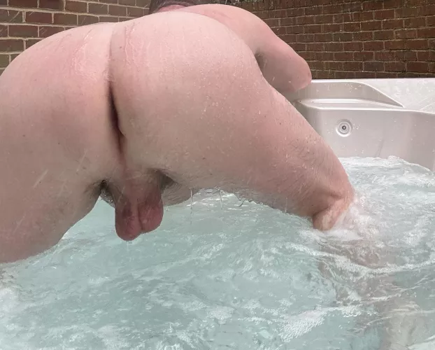 Anyone getting in? by remb69