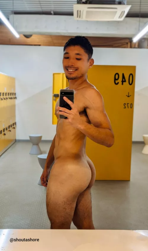 Attention please 😁 by shouta_shore