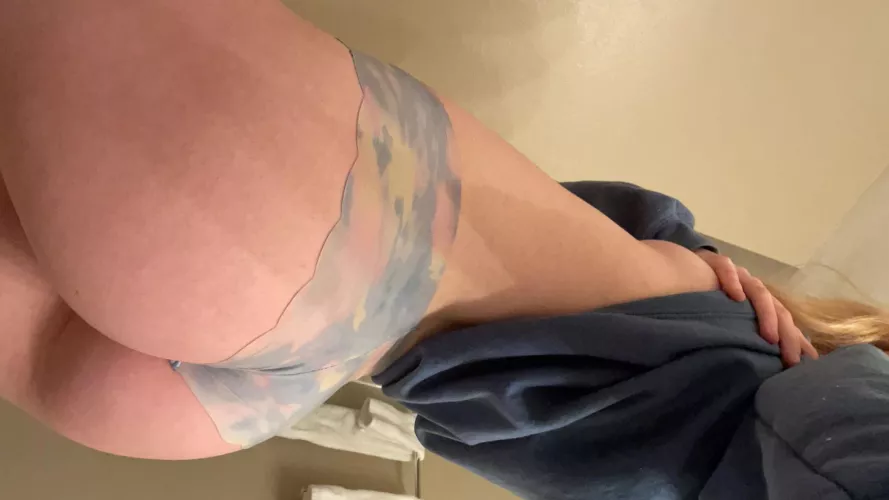 could u handle this in ur face? 😮 by Aware_Computer289