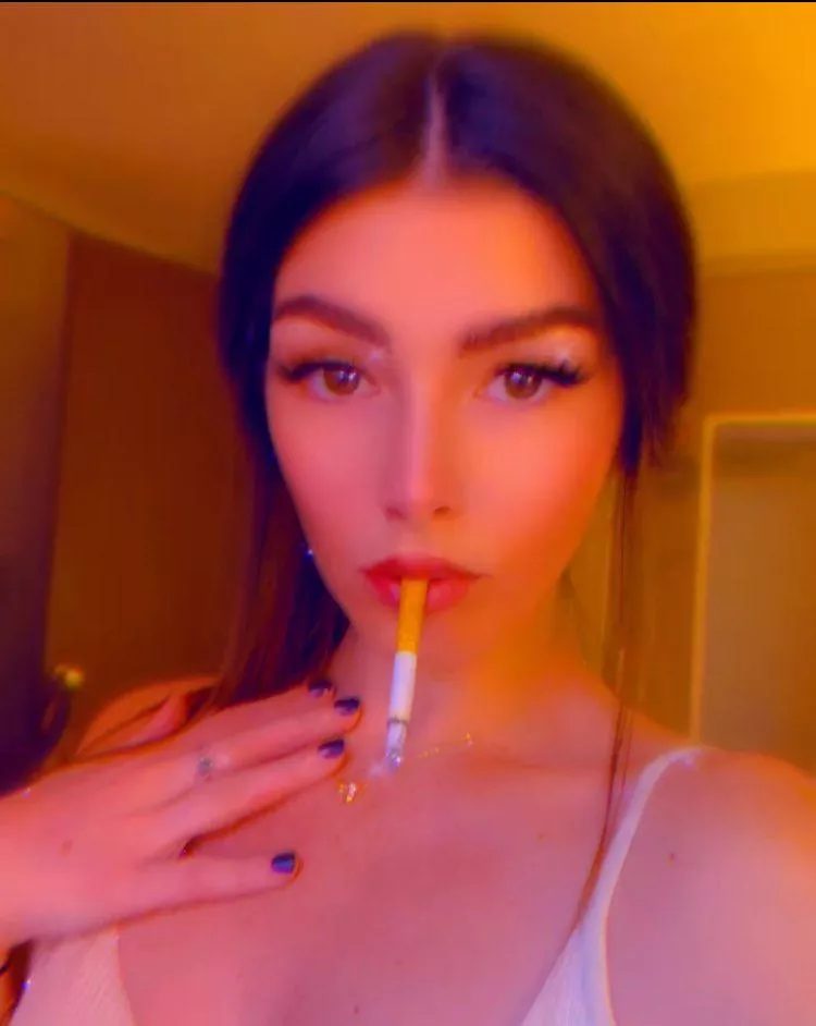 Do I look sexy w a cig  posted by queenbee3ee