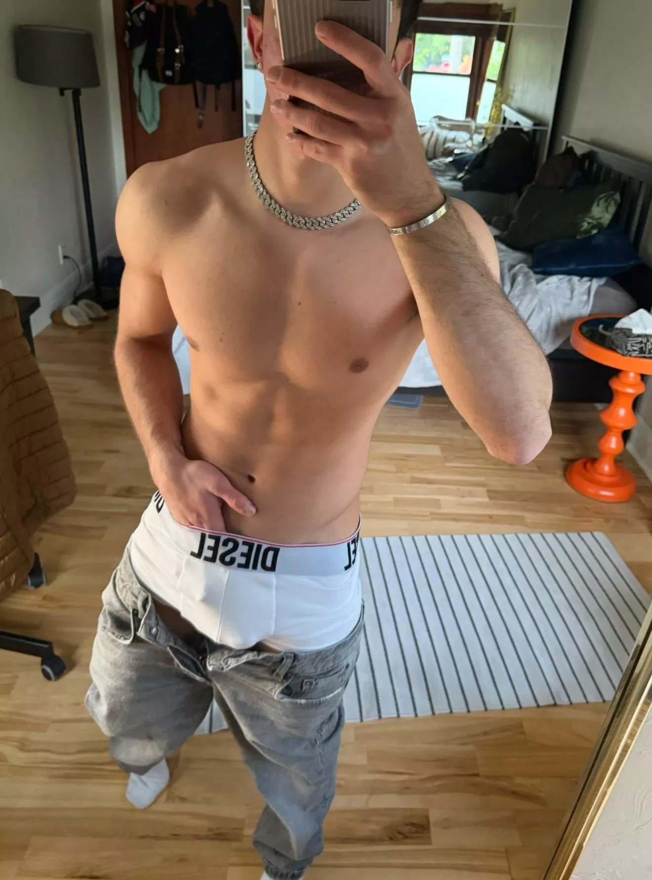 Do you want to touch? posted by flavio_booy