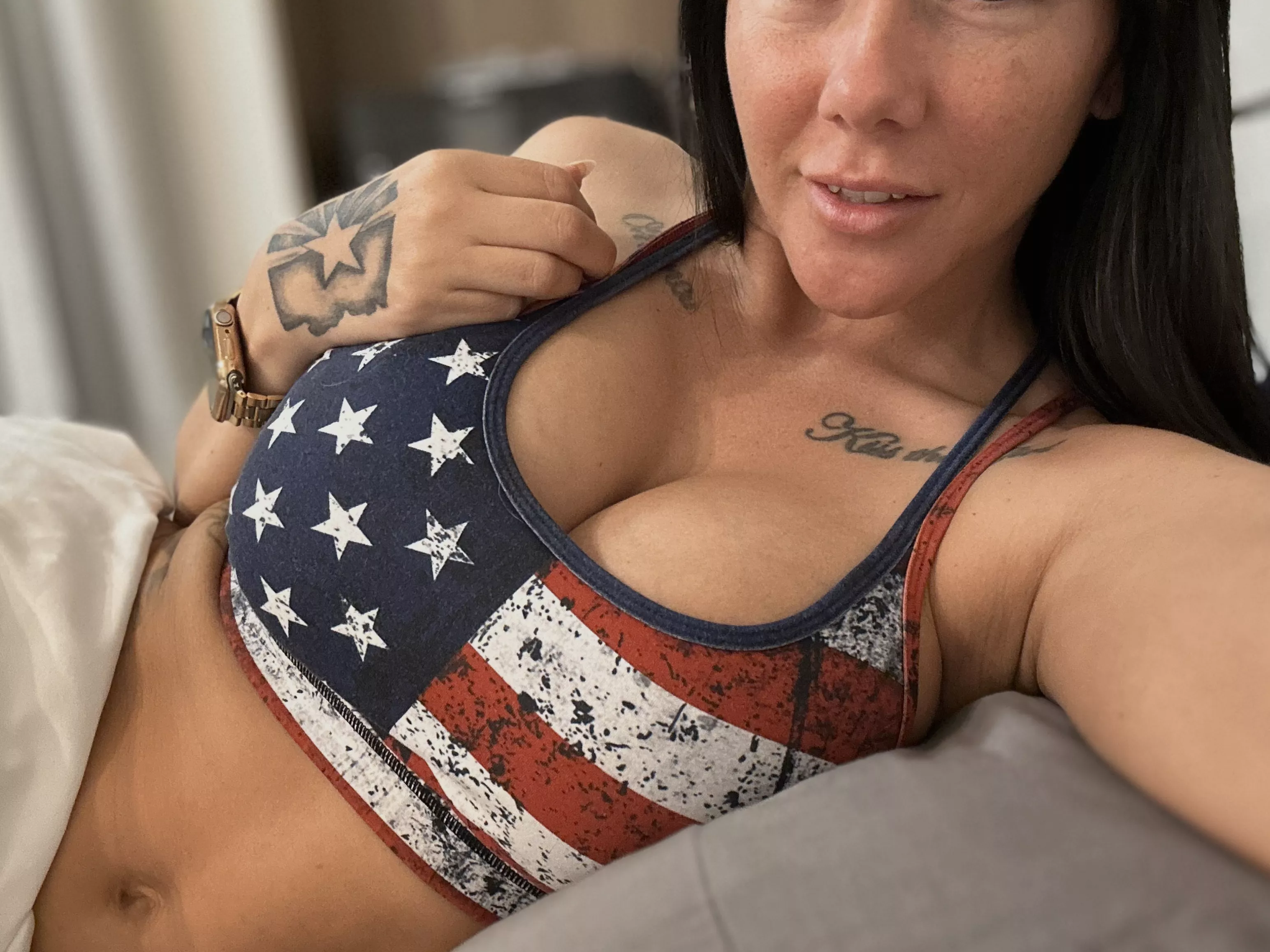 F41 Beauty knows no age posted by Cuntymanda