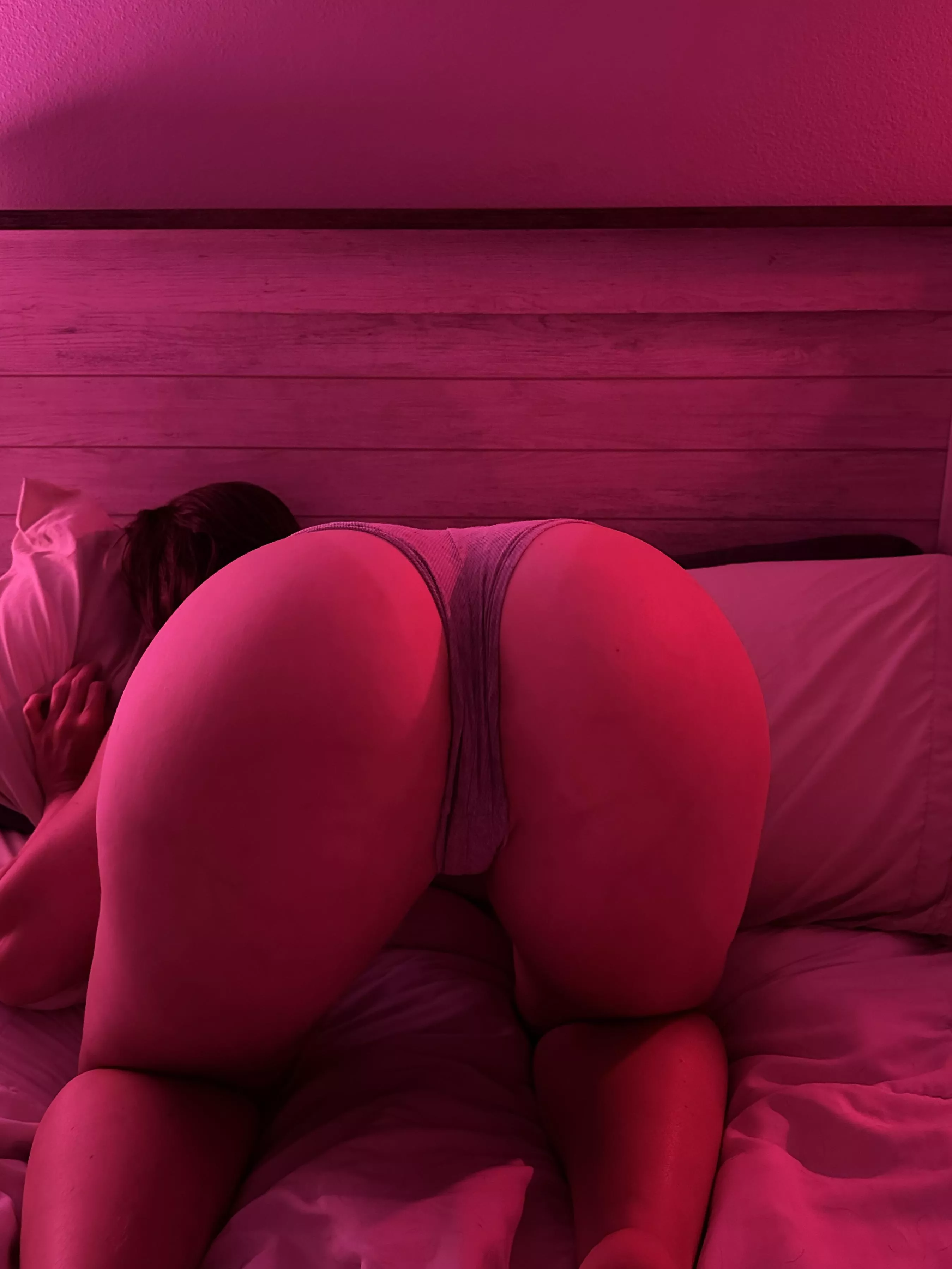 Finally, time for pound town posted by cumwcourt