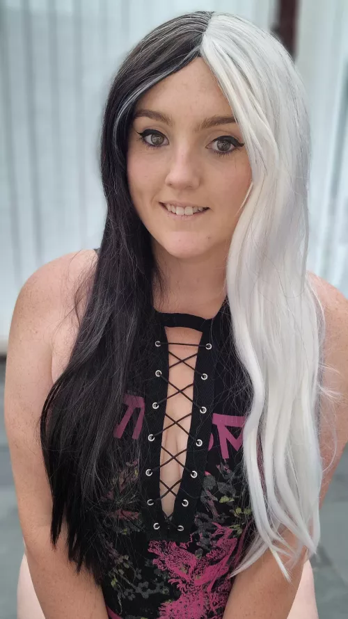 Forcing a smile on Monday 😅 by CosyGameGirl