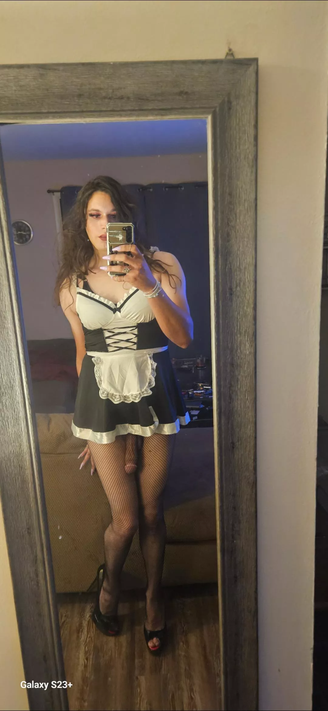 Help, its stuck  posted by MichelleCoxx