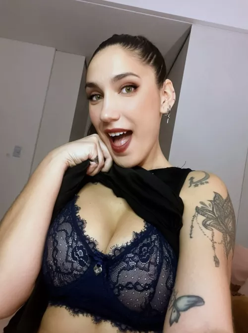 Hey boss, everything’s under control. by kawaiigalx