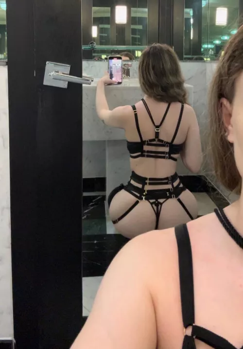 how do I look?  by caitbabyxo