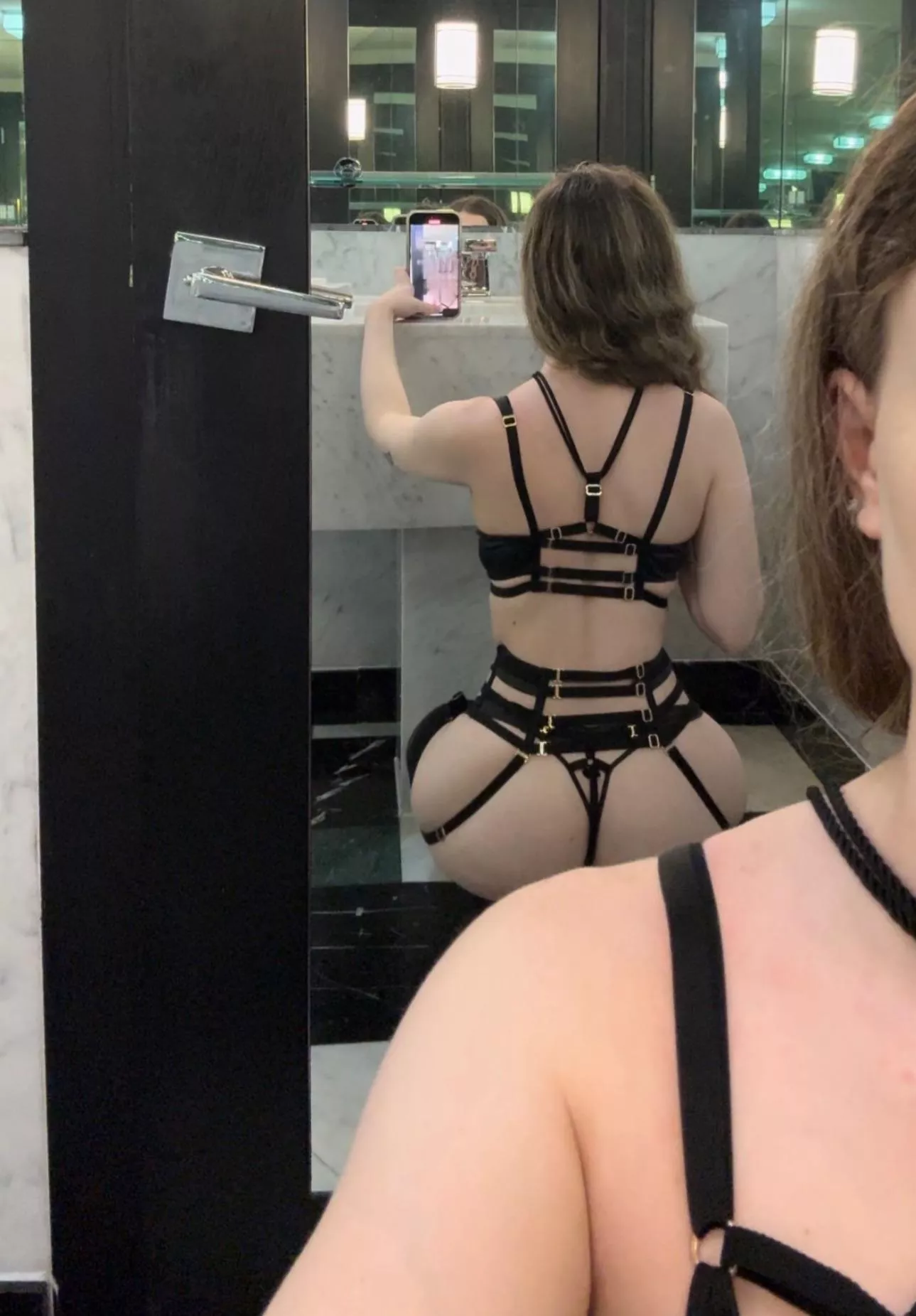 how do I look?  posted by caitbabyxo