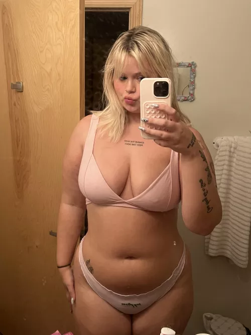 How would you describe me in one word?  by wispy_girlwa