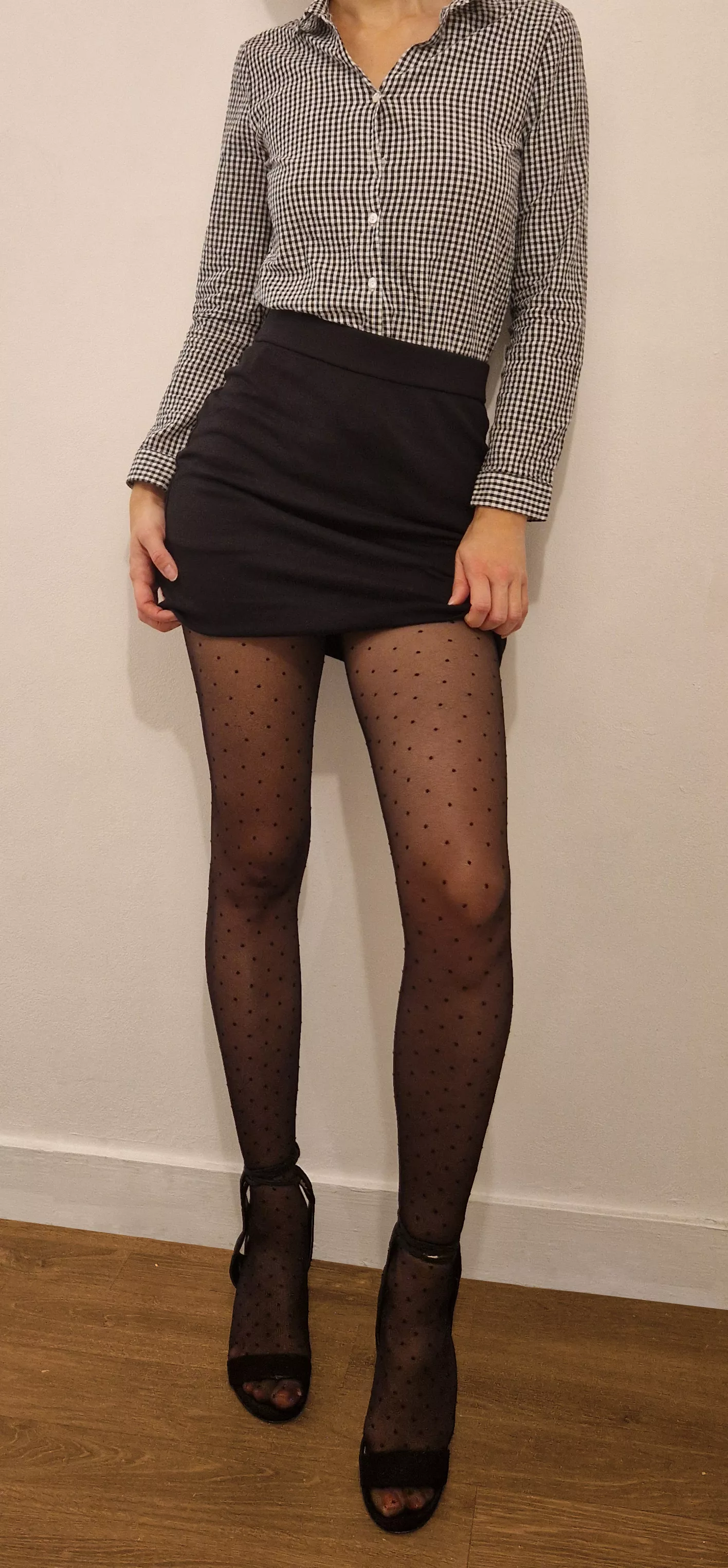 How’s my work outfit? Good enough to ask me out after work? posted by NinaBellame