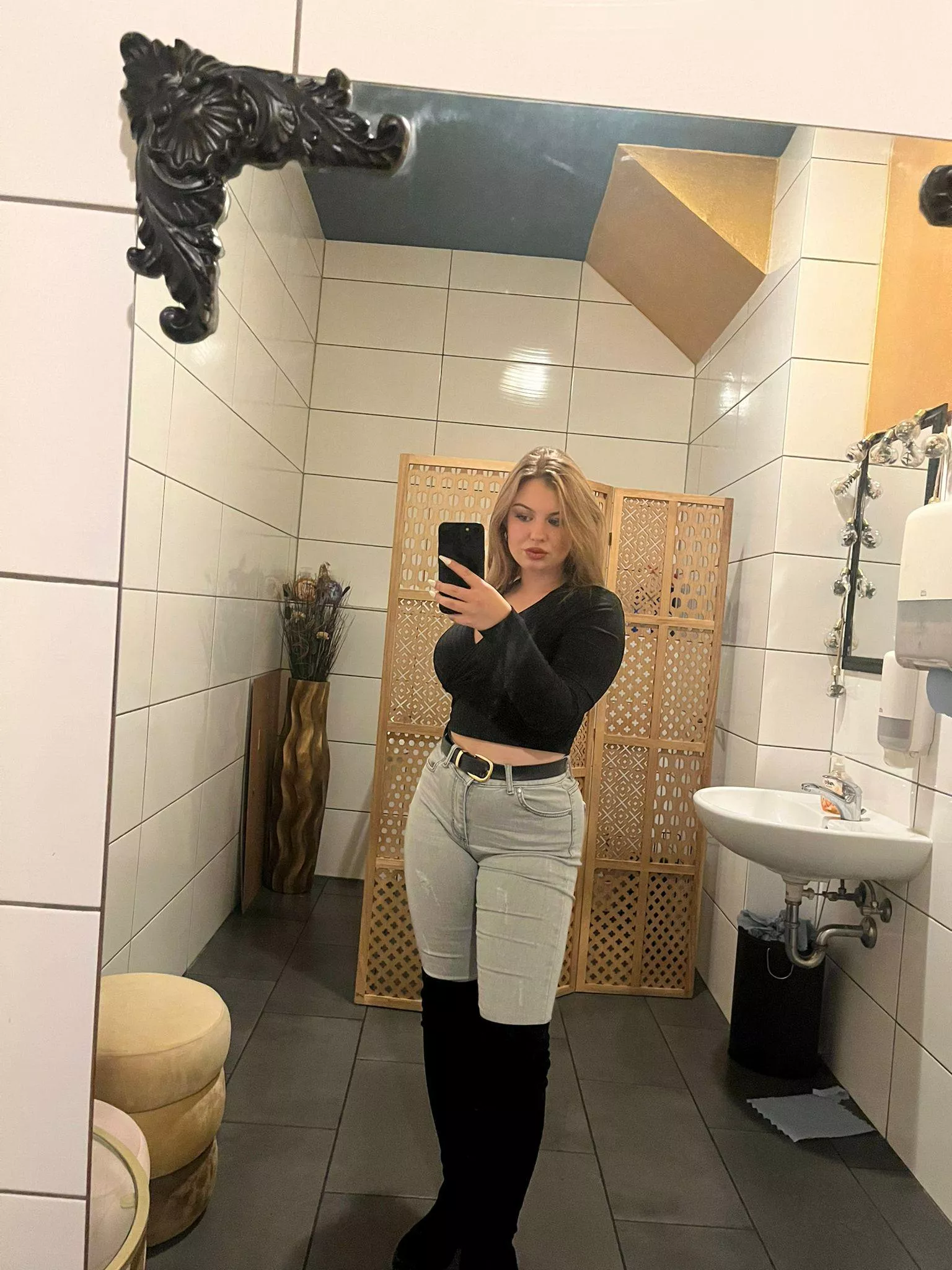 I want to show your BBC soo much more 🥹🤫 posted by Elegant-Reality-4515