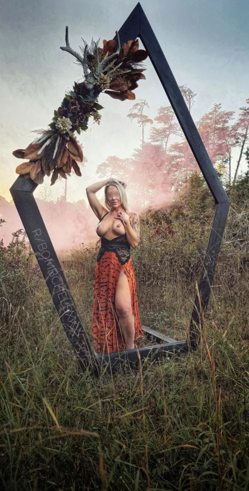 If You've Got It, Haunt It... by bombchels310