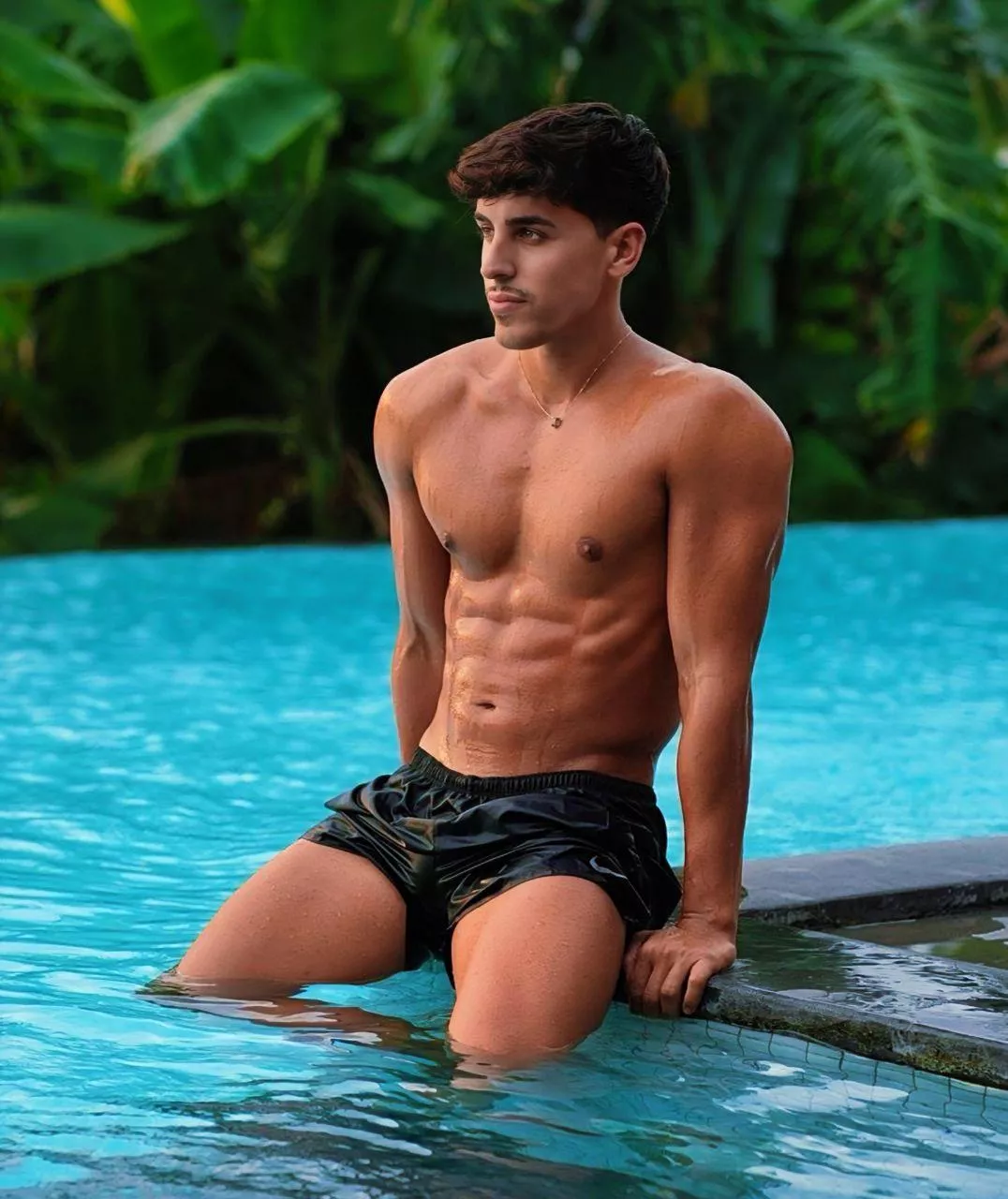 Imagine your hands on my chest  posted by yourplayfulboy