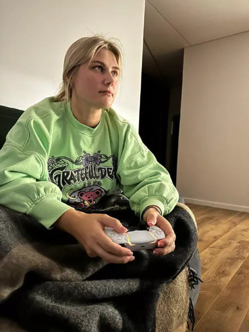 Join me then later I'll join you and play with you by freidajada