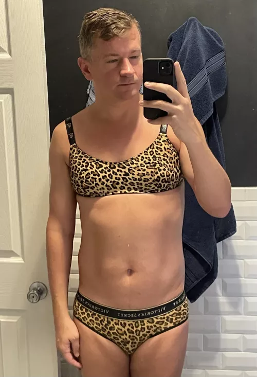 Matching set 🥰 by Adventurous-Pie-3772