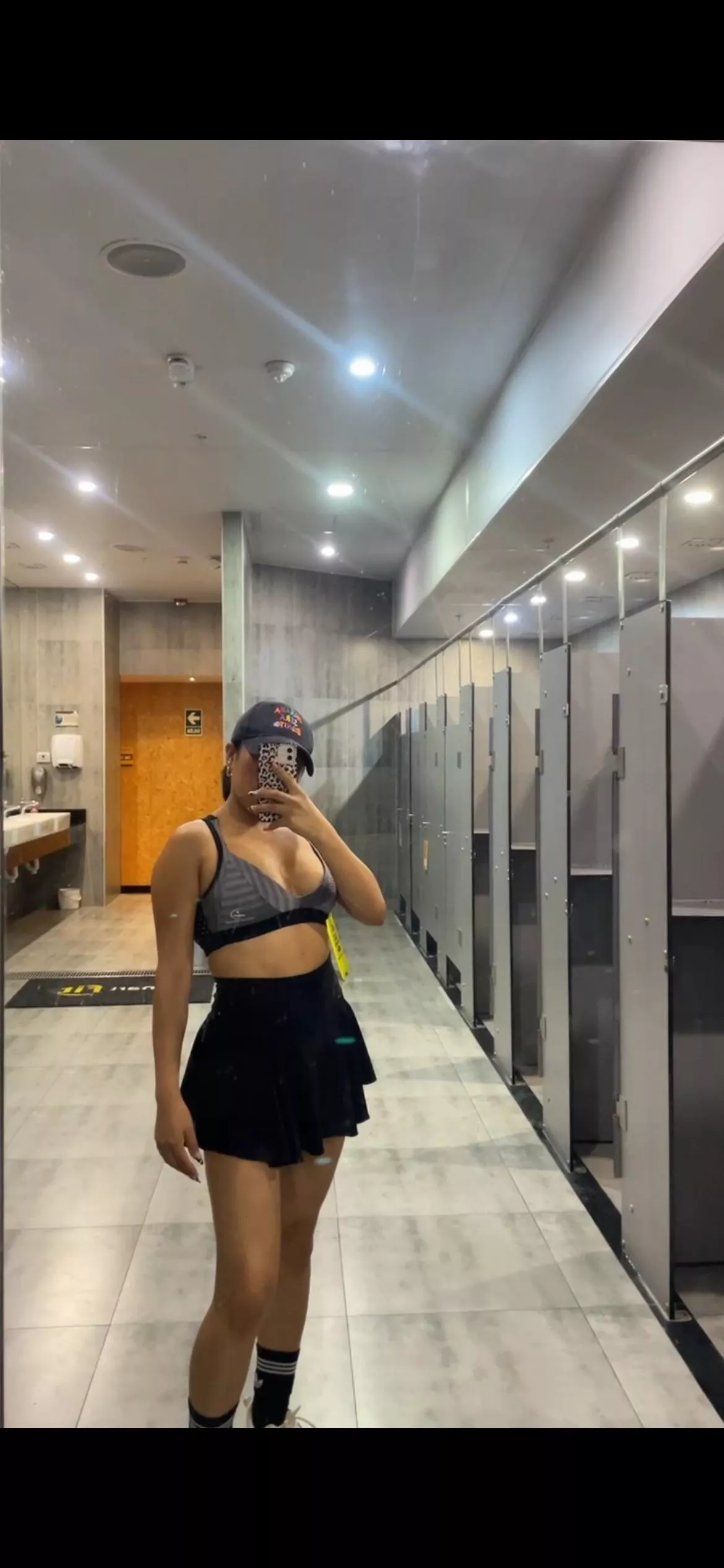 My favorite outfit to train 🫢😏 posted by juliie_22