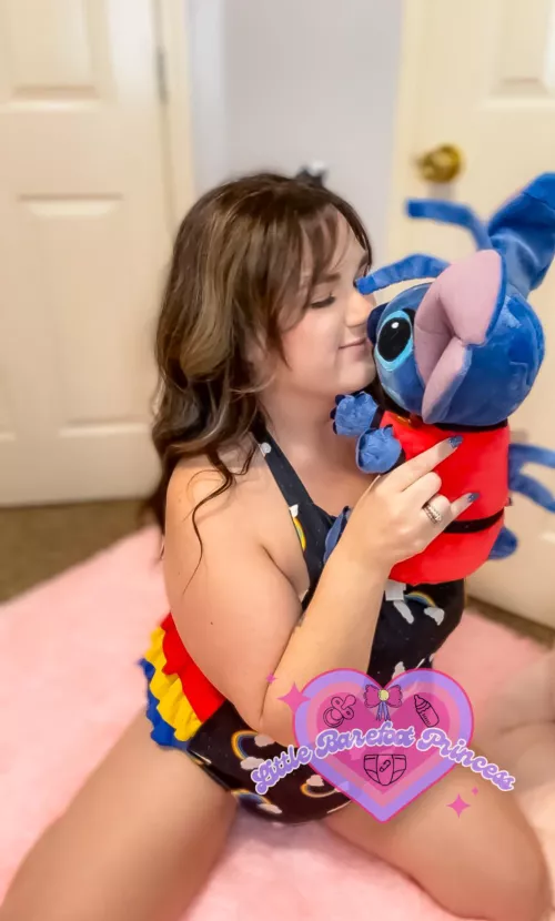 Play wif me?  by lilbarefootprincess