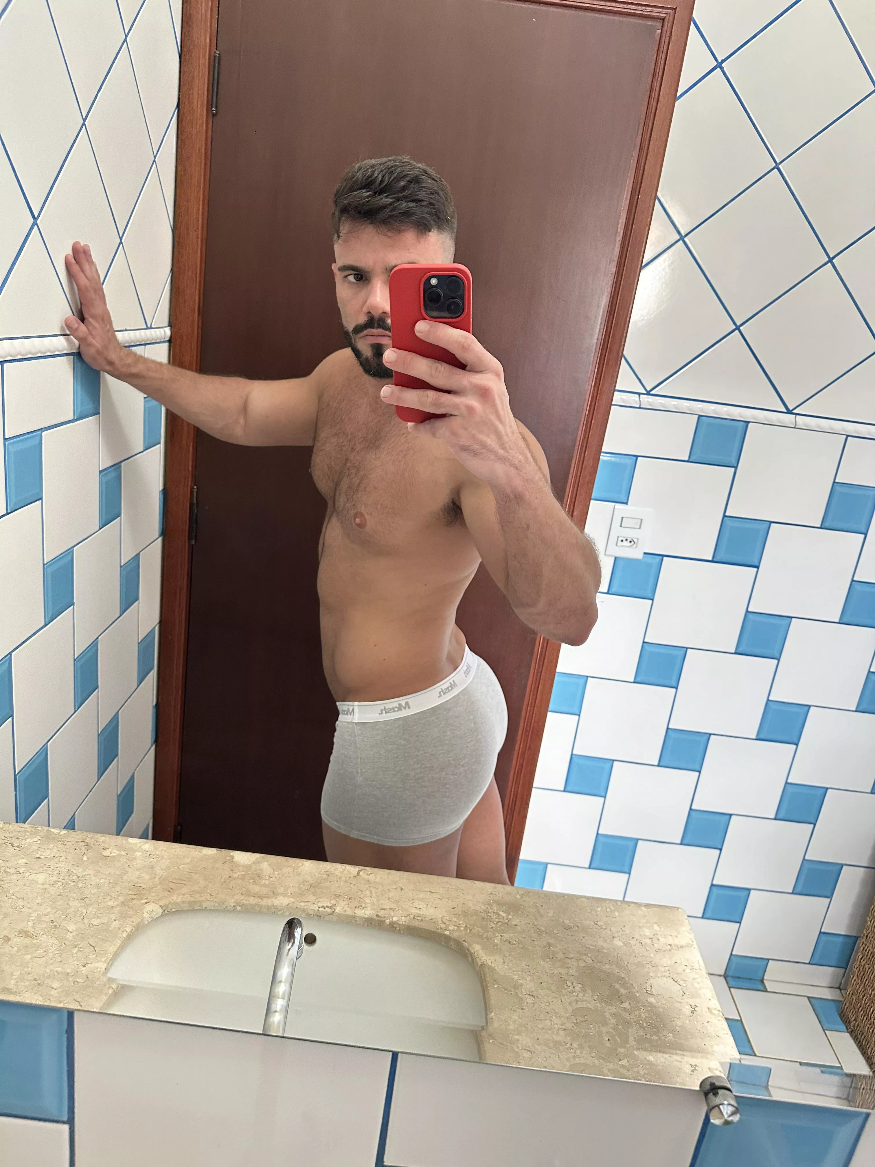 Send me a question posted by italofassin