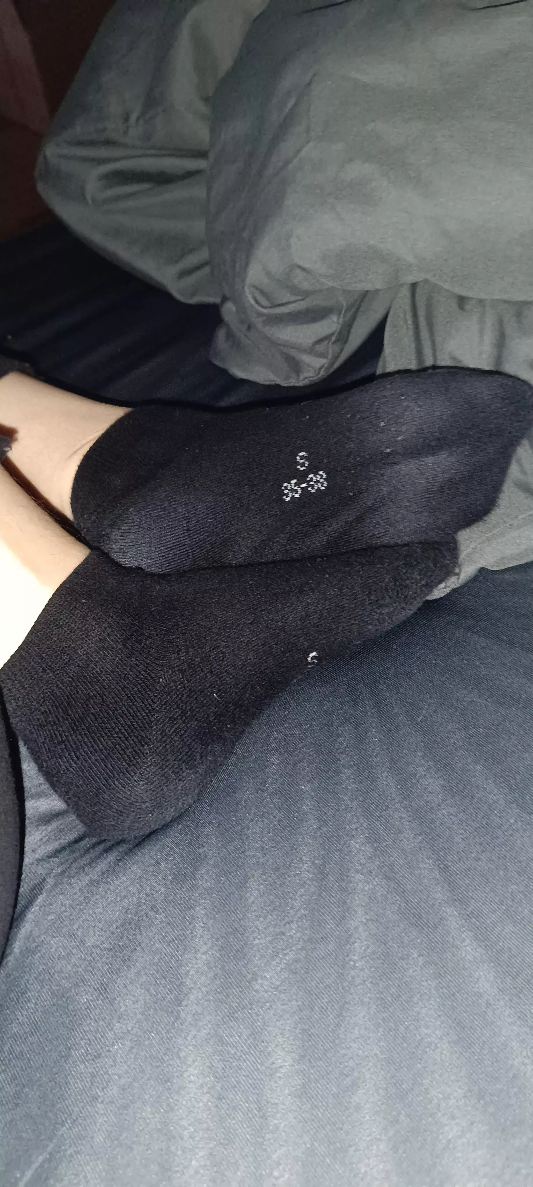 Smell those smelly socks posted by yulezzz69