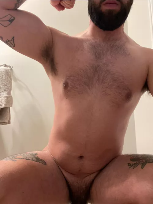 Started working out 2 months ago and starting to see some progress by flurtcobain69