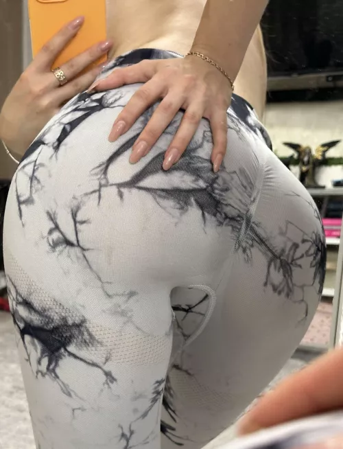 These new leggings fit my ass so tight by KatherineinaFluffy