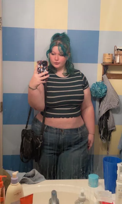 This is exactly how it should be, you pay for my new bag and I wear it on a date with a real man🤏🤭 by Cathcontent