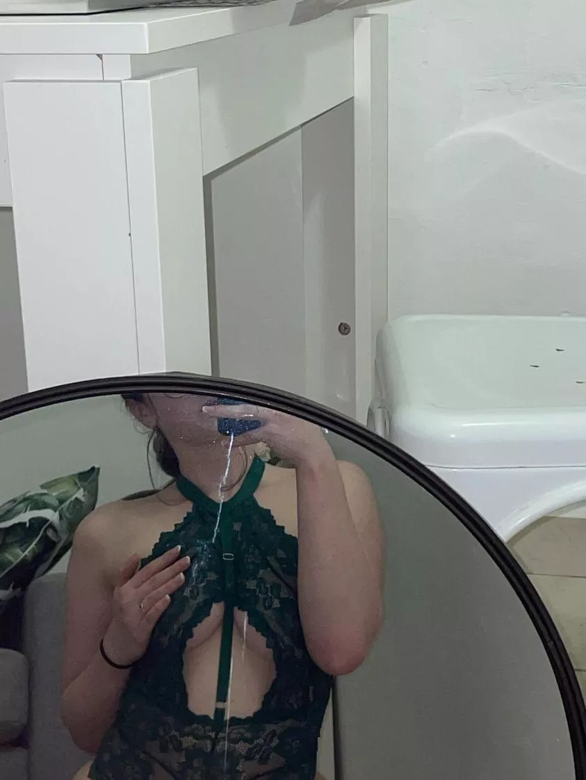 Thought I'd let you all know I'm ovulating.... posted by newcastle_feetgirl