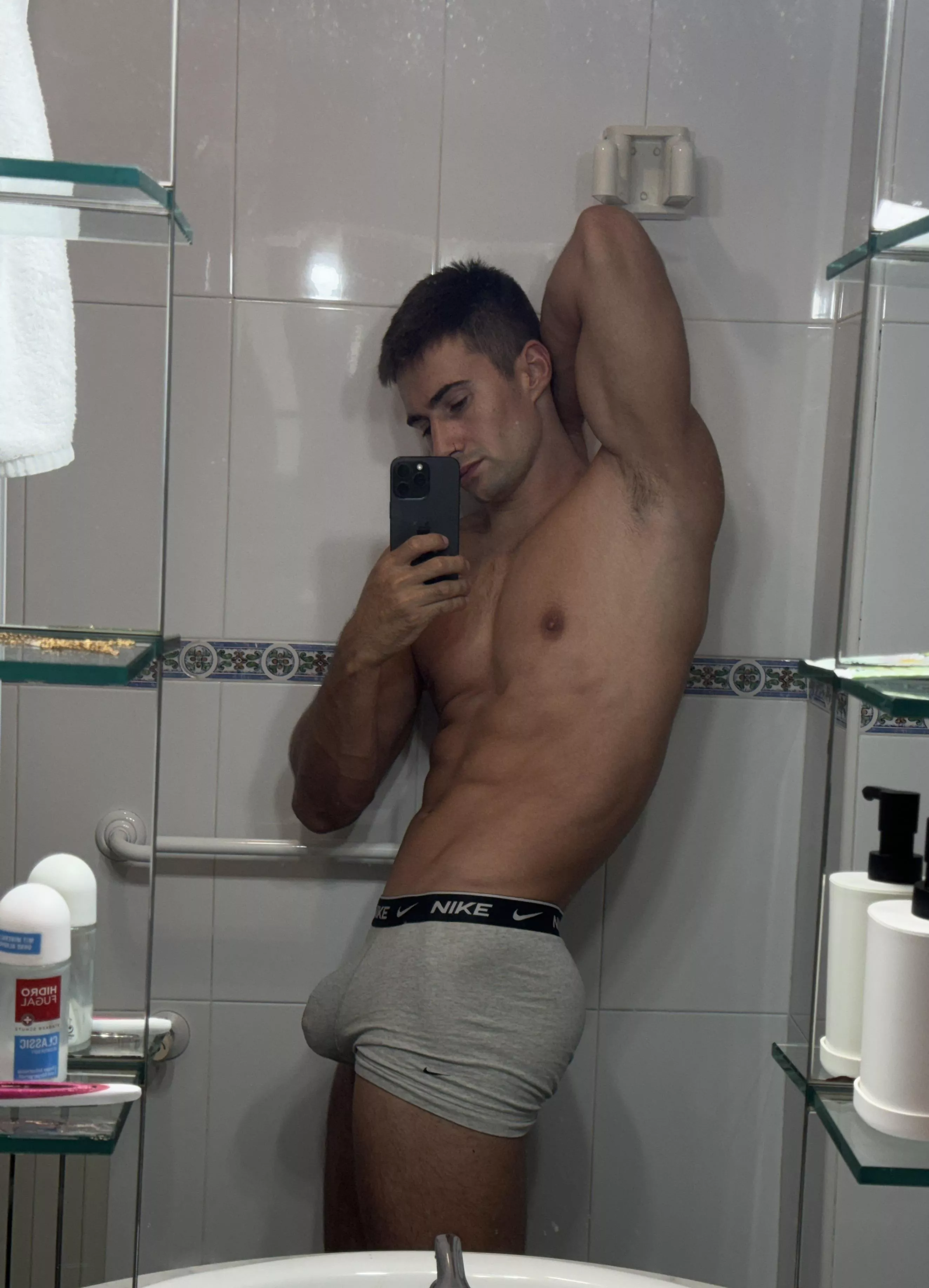 thought this was an awesome flex posted by Juana_Avocados