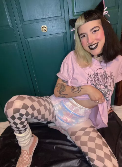 Throwback to some cute merch & bunny hops!!  by BrattyGothPet