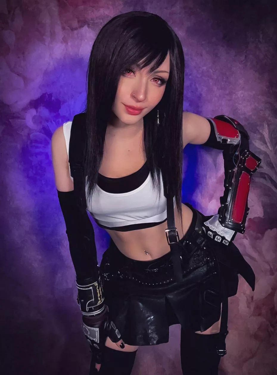 Tifa LockHart by (Shiroktsne)  posted by Weird-Doughnut7002