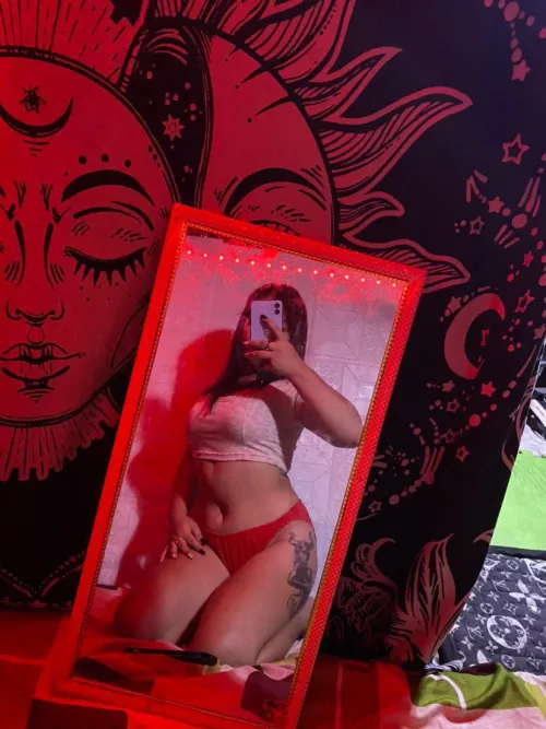 20 nmilf, up for tonight? by yourthickbaby777