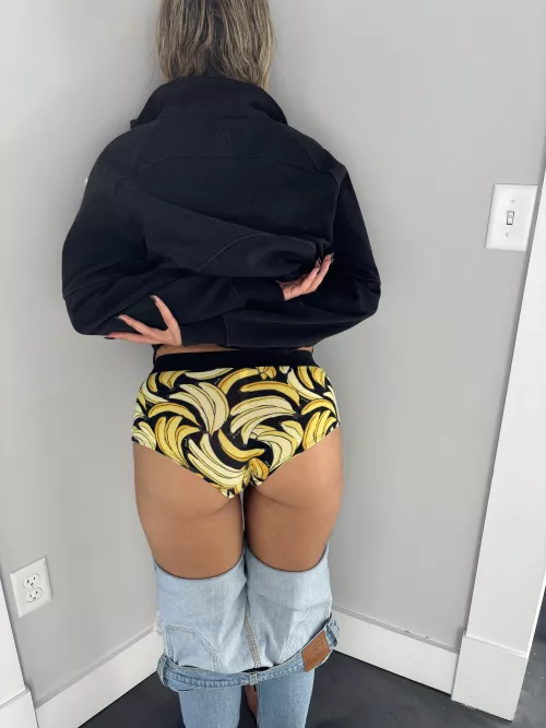 Anyone love fun panties? by ripemangobaby