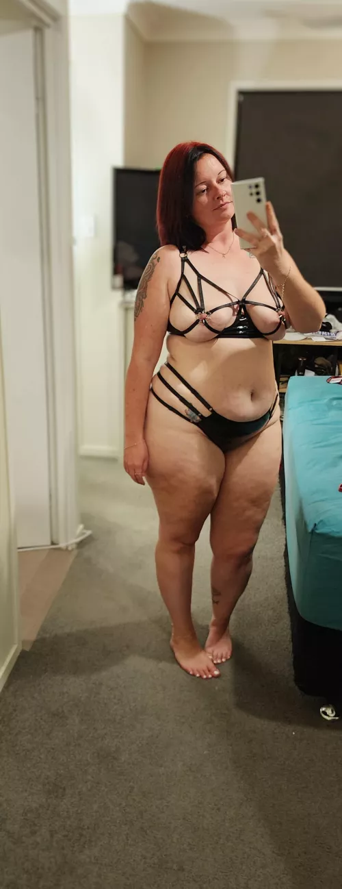 Can I be your favourite MILF? by DesiredVixen