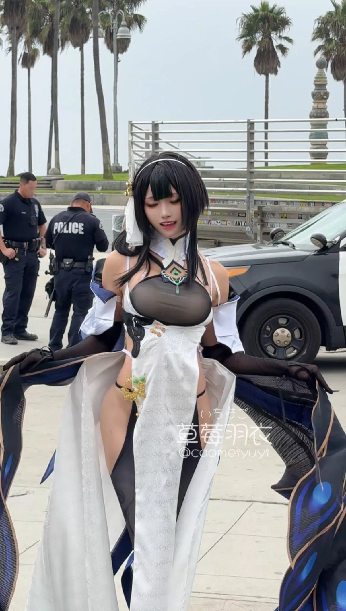 @caomeiyuyi Azur Lane - Chen Hai Cosplay at the crime scene posted by Pwnagepancakes