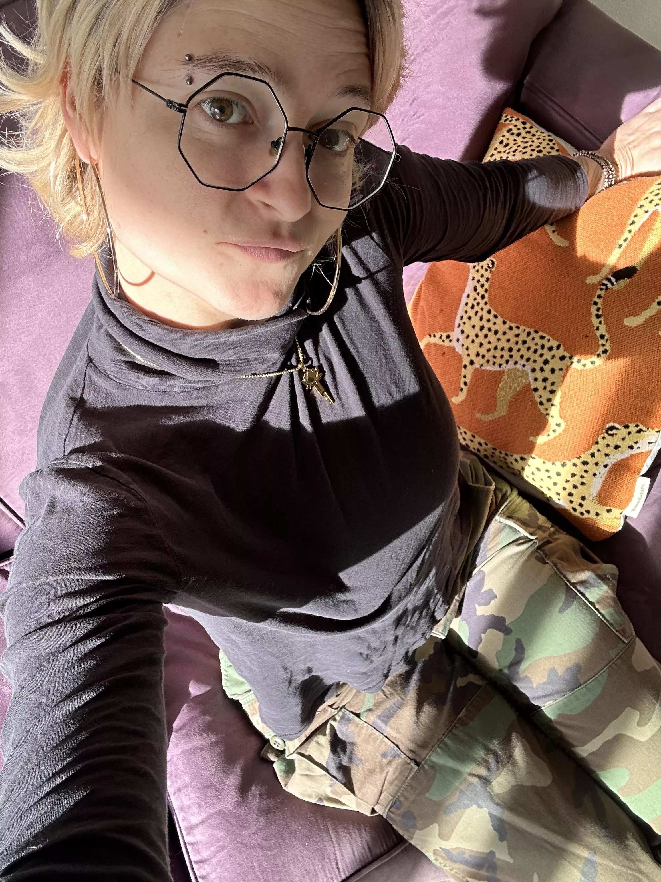 Day 20 of locktober. Here’s my lil outfit for the day. Of course I wasn’t guna let my turtleneck cover up my key 😏 posted by lilylux9