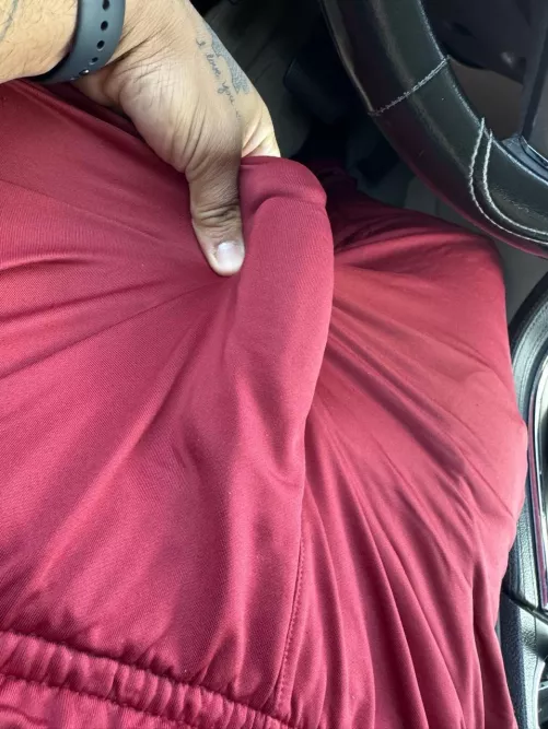 Does it look big?  by dabcity6969420