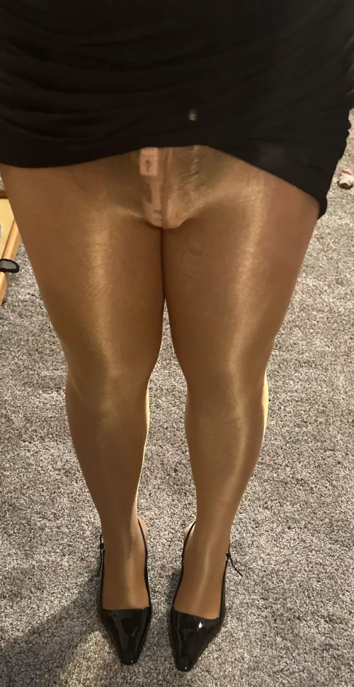 Dressed and caged by bucknut6009