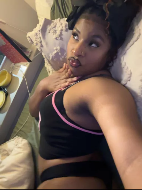 Face or sss by Warm_Baby_Ebony