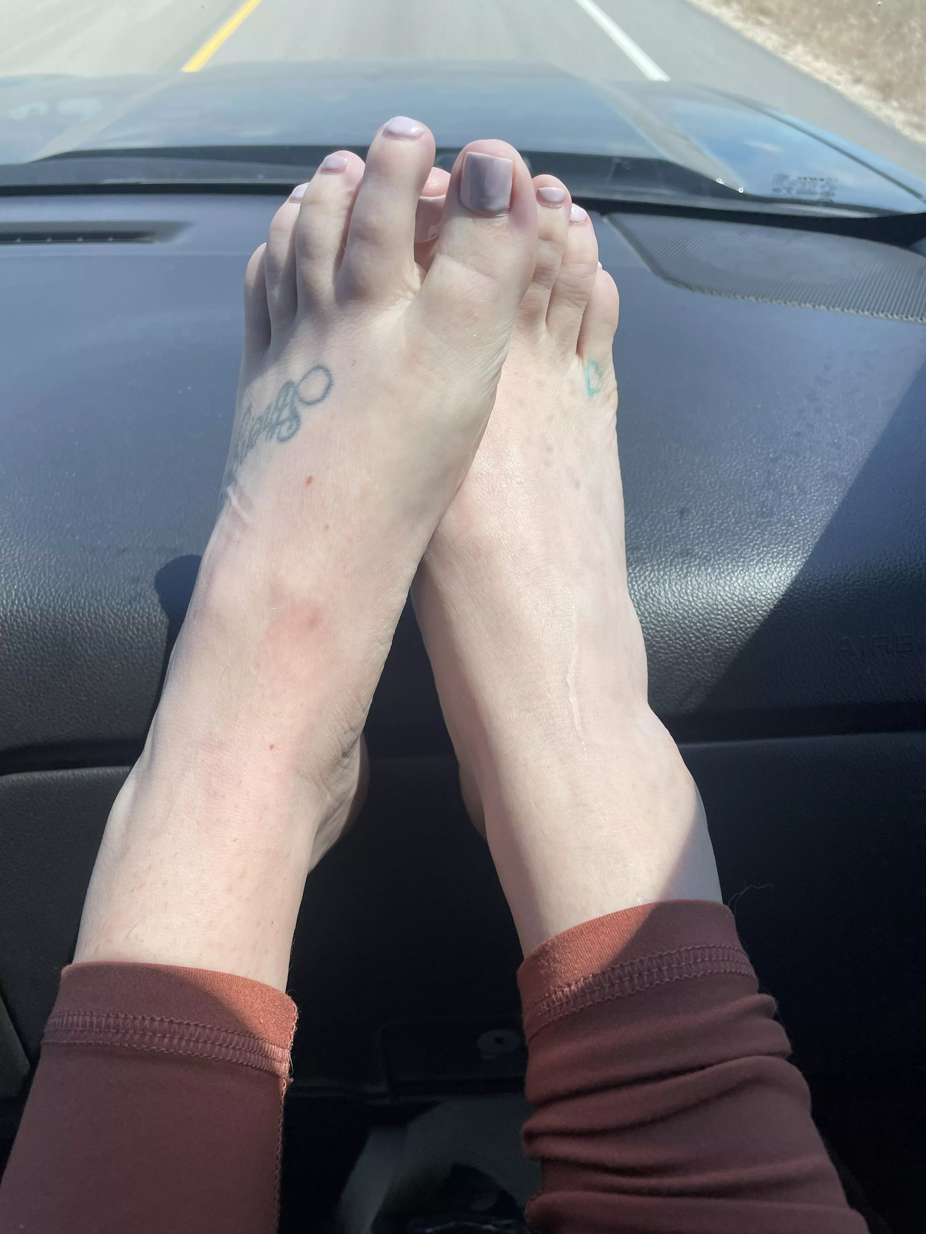 “Feet on the Dash” ;)  posted by synersonly