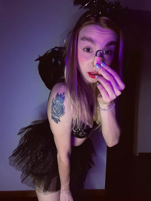 For this Halloween party my challenge is to lock you up for the long term! do you accept? by AGUSX_