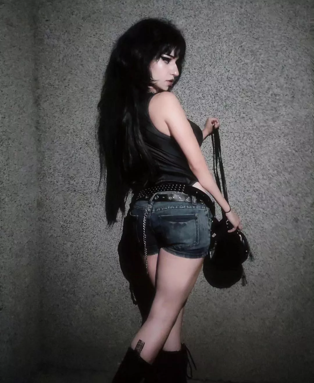 Hometownhottie posted by Successful-Chest-549