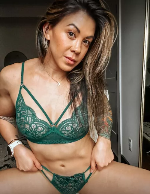 I feel very sexy in this suit by Cynthiaslamm